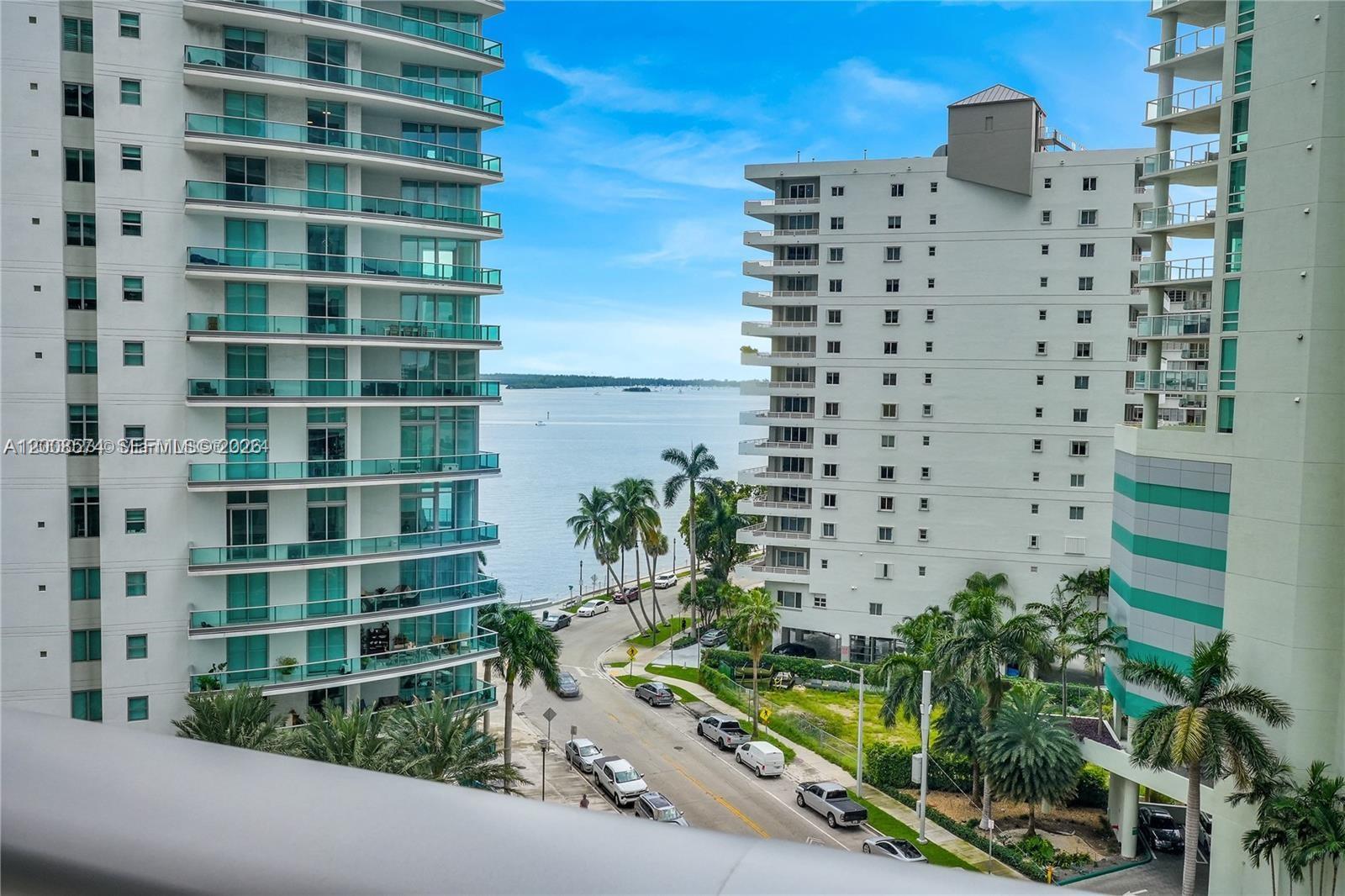 1300 Brickell Bay Dr 807 Property Photo 12