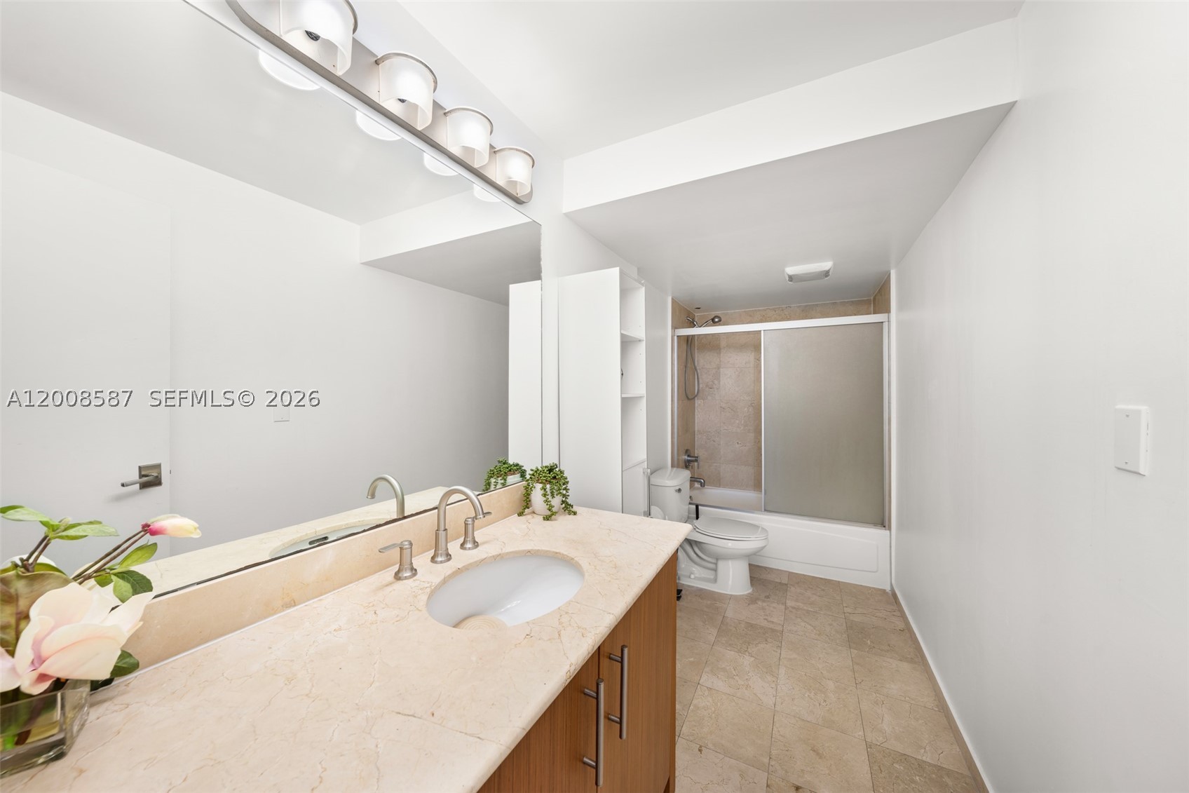 10275 Collins Ave 327 Property Photo 20