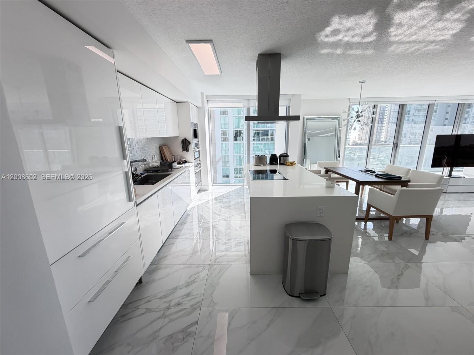 330 Sunny Isles Blvd 5-1008 Property Photo 3