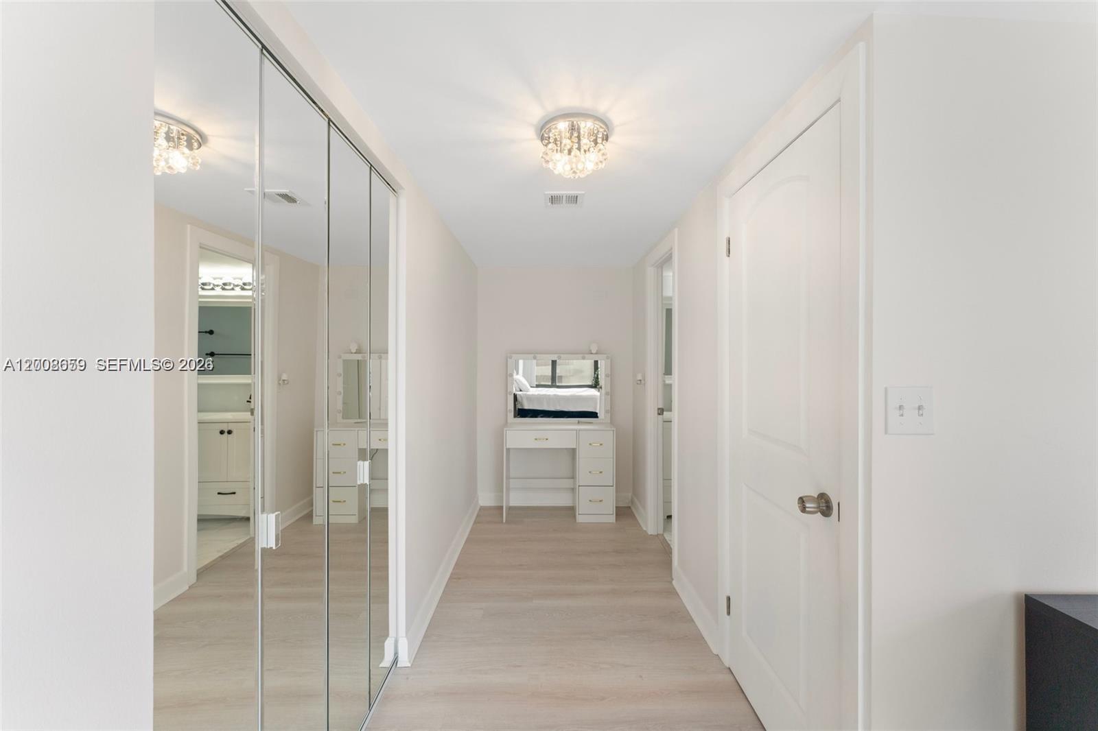 2500 Parkview Dr 1714 Property Photo 13