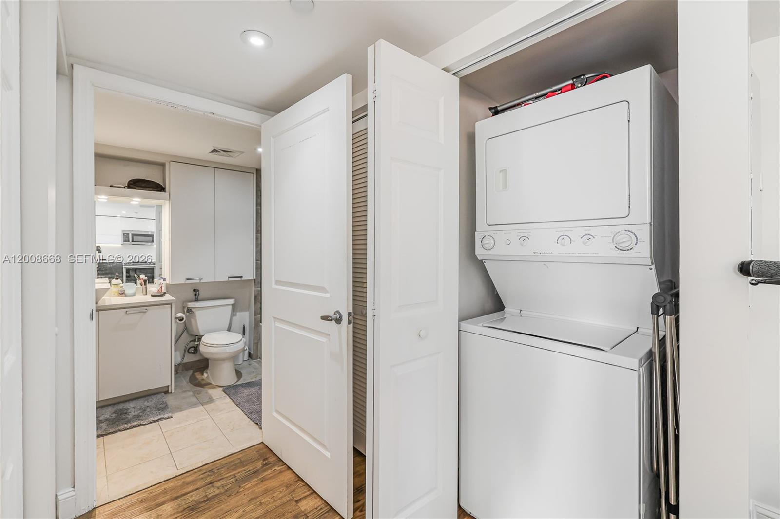111 E Flagler St 708 Property Photo 14