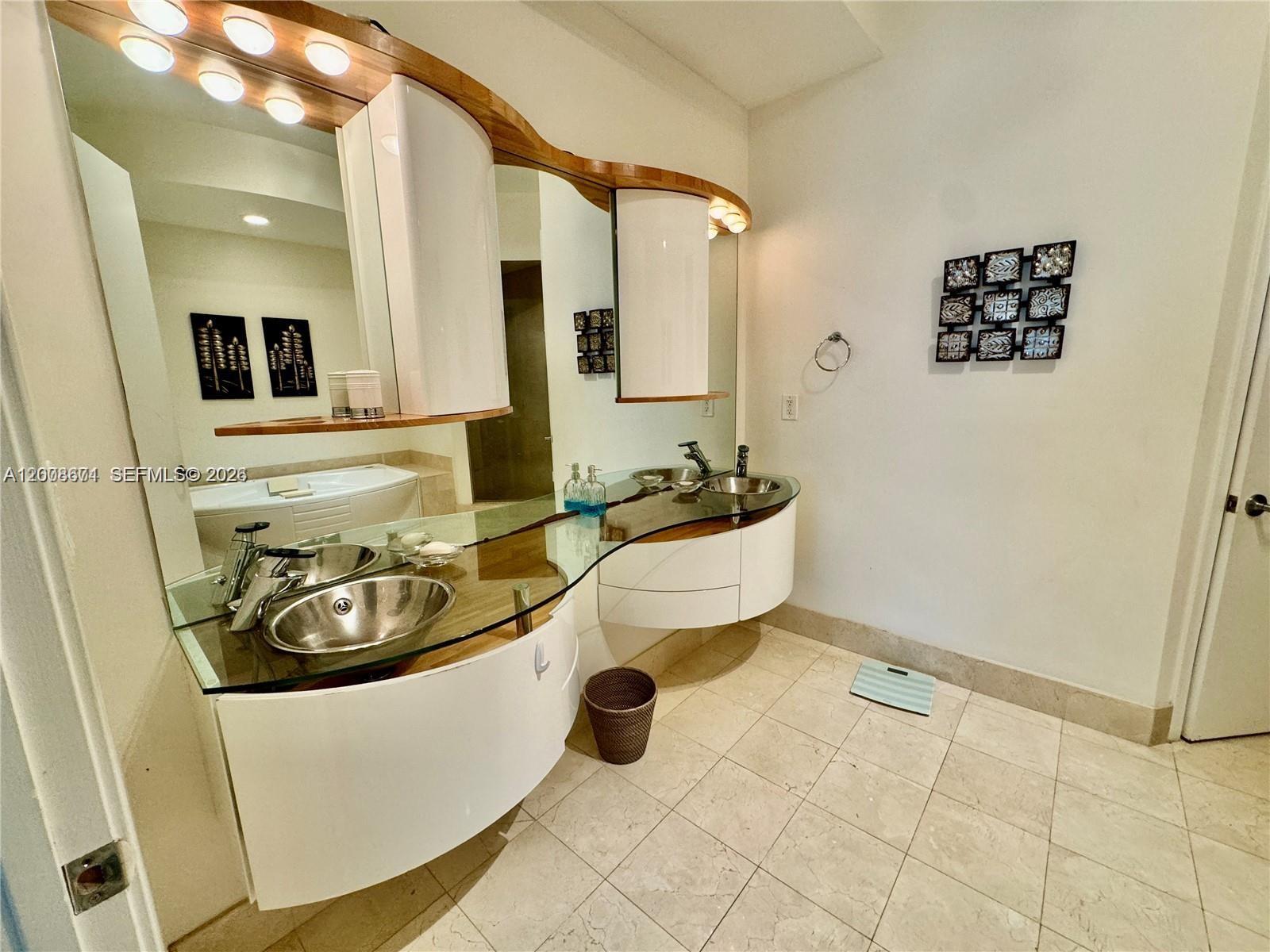 18101 Collins Ave 4302 Property Photo 11
