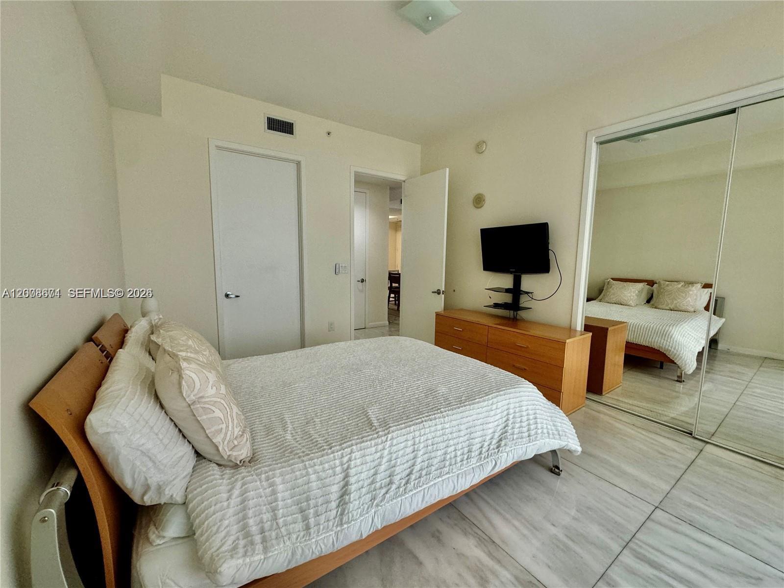 18101 Collins Ave 4302 Property Photo 13