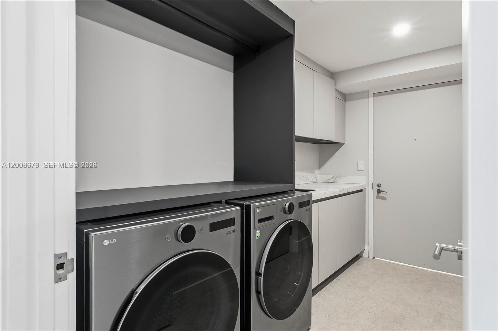 17875 Collins Ave 3906 Property Photo 30