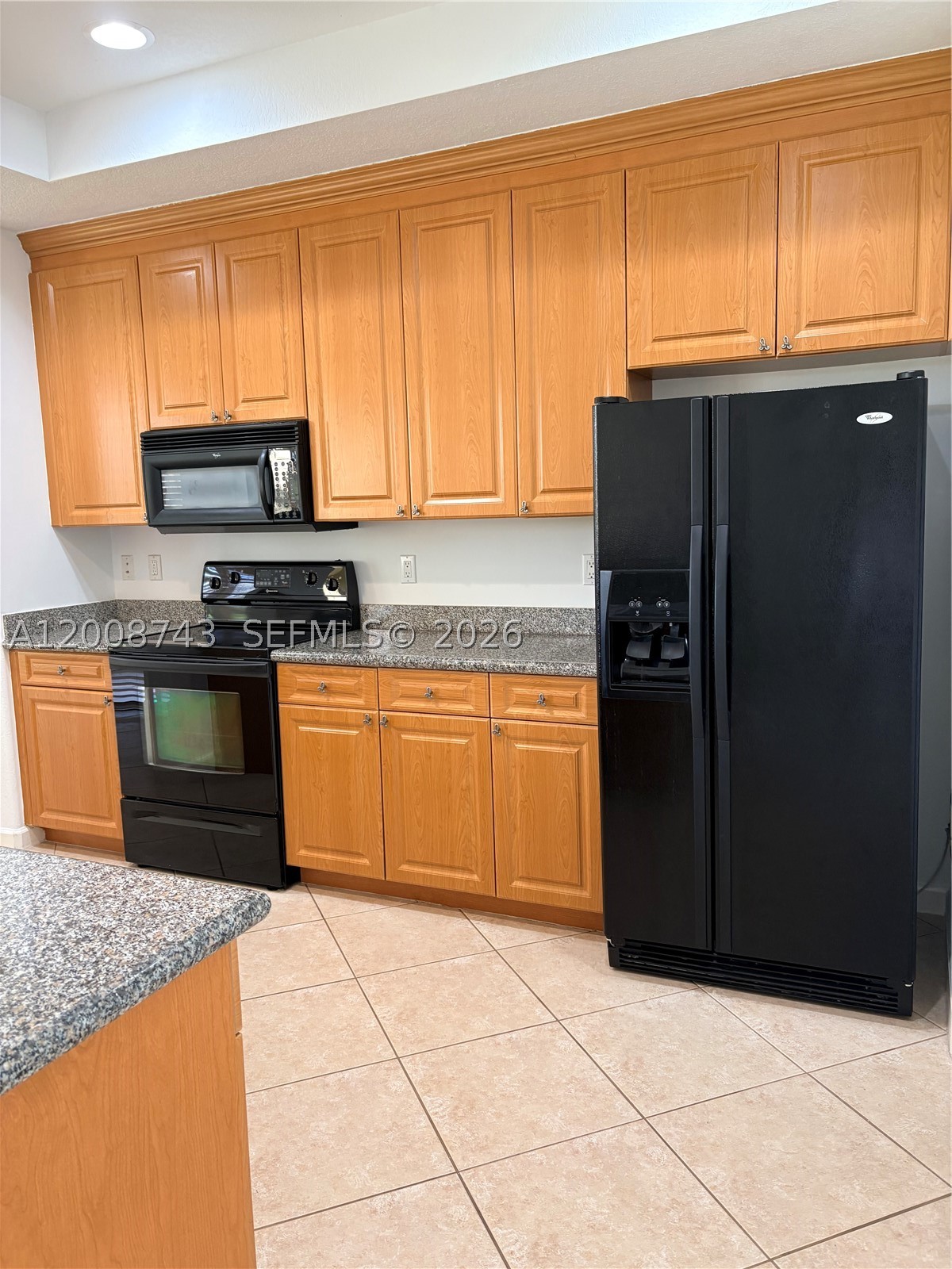 7993 Nw 128th Ln 13-b Property Photo 6