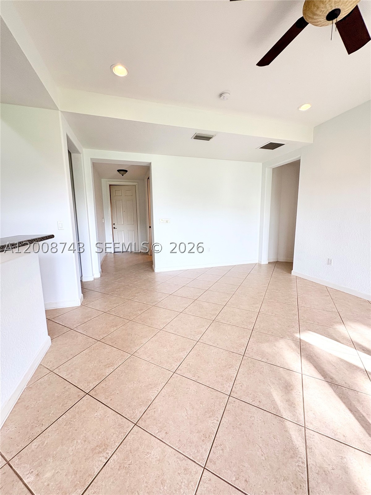7993 Nw 128th Ln 13-b Property Photo 7