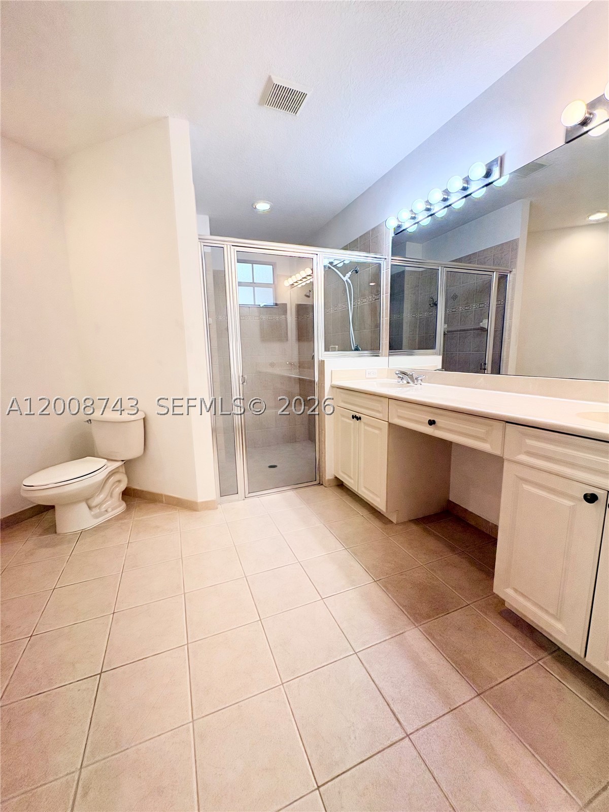 7993 Nw 128th Ln 13-b Property Photo 12