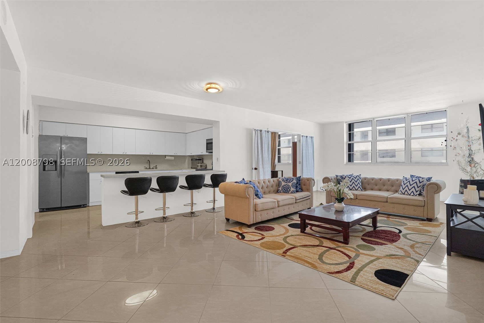 5825 Collins Ave 2e Property Photo 14