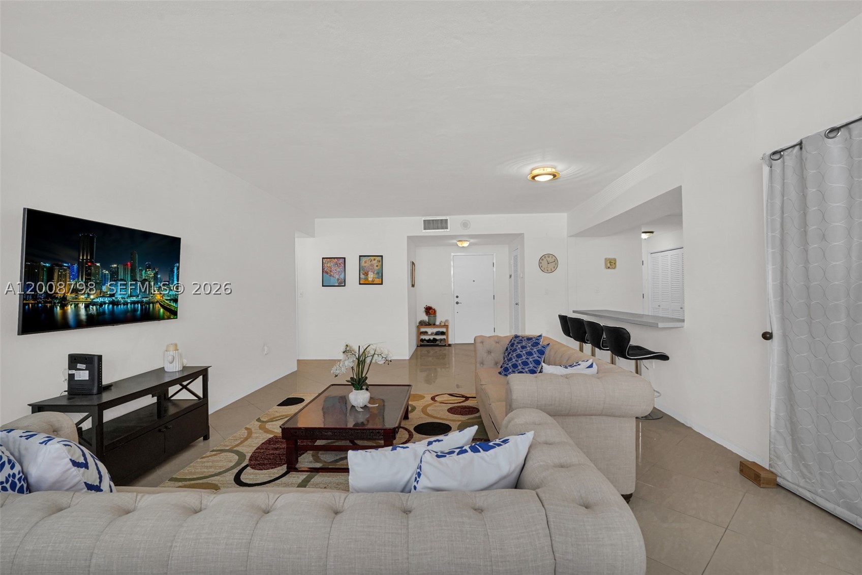 5825 Collins Ave 2e Property Photo 19