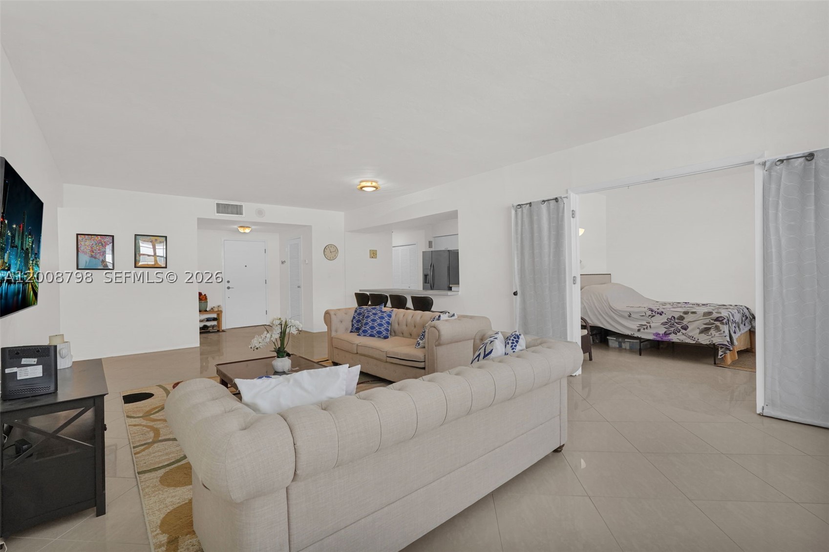 5825 Collins Ave 2e Property Photo 20