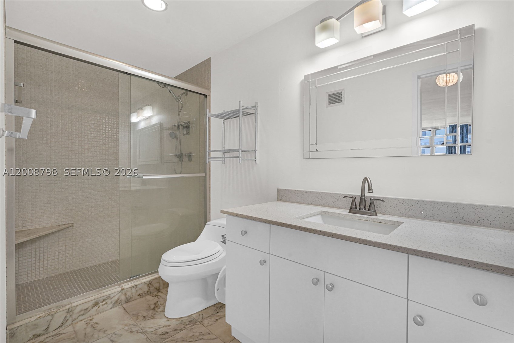 5825 Collins Ave 2e Property Photo 27