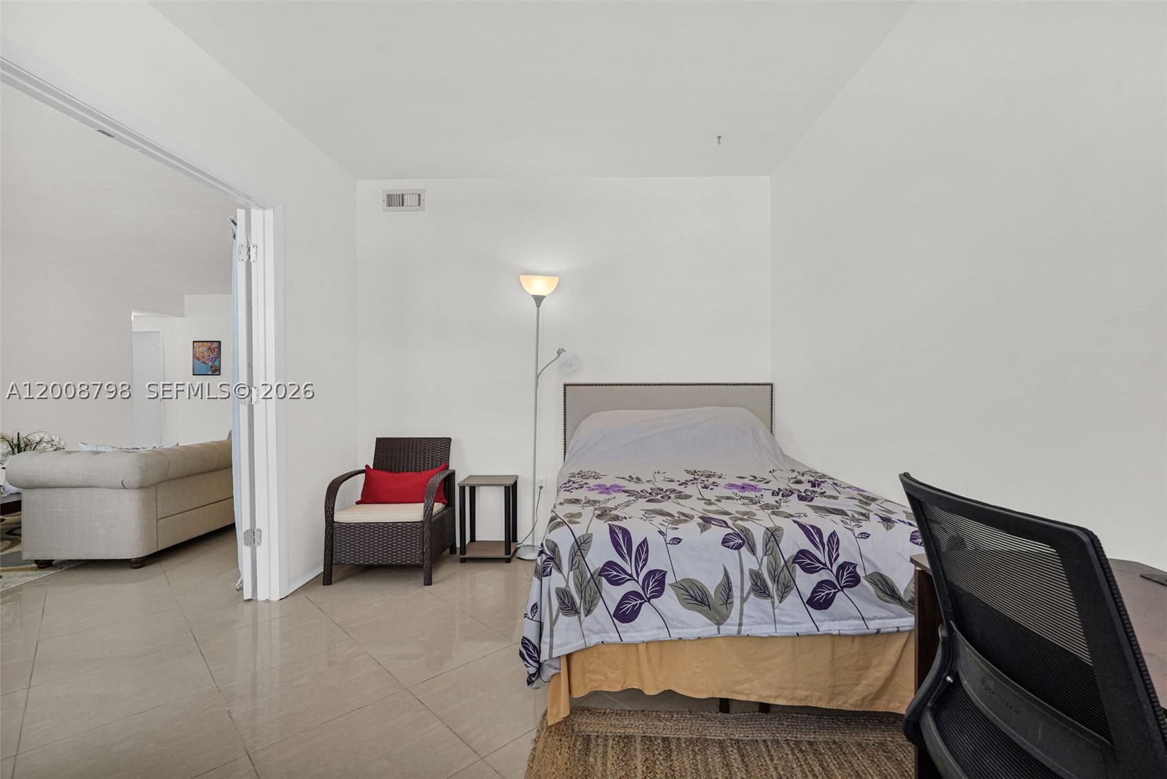 5825 Collins Ave 2e Property Photo 33