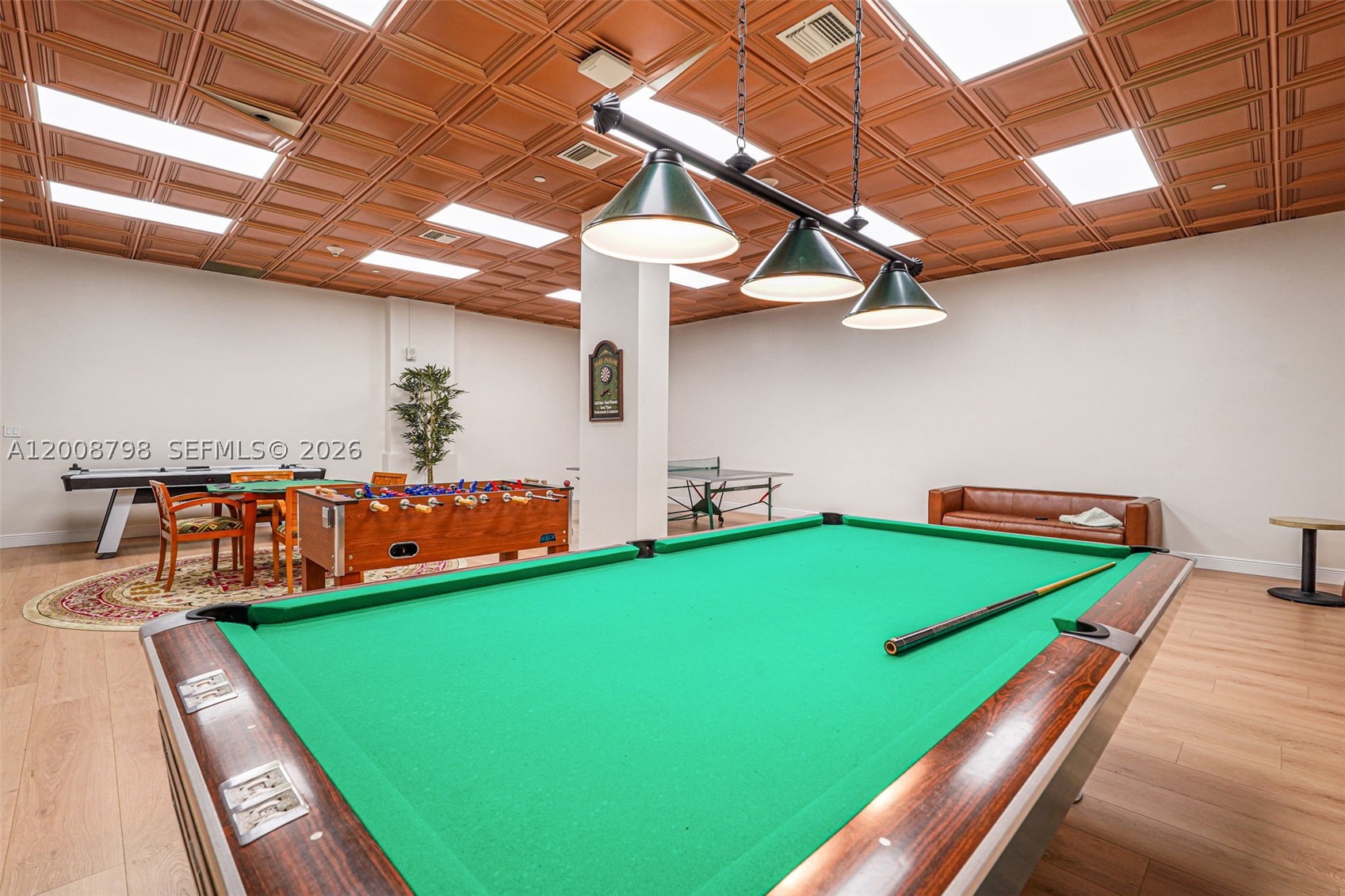 5825 Collins Ave 2e Property Photo 44