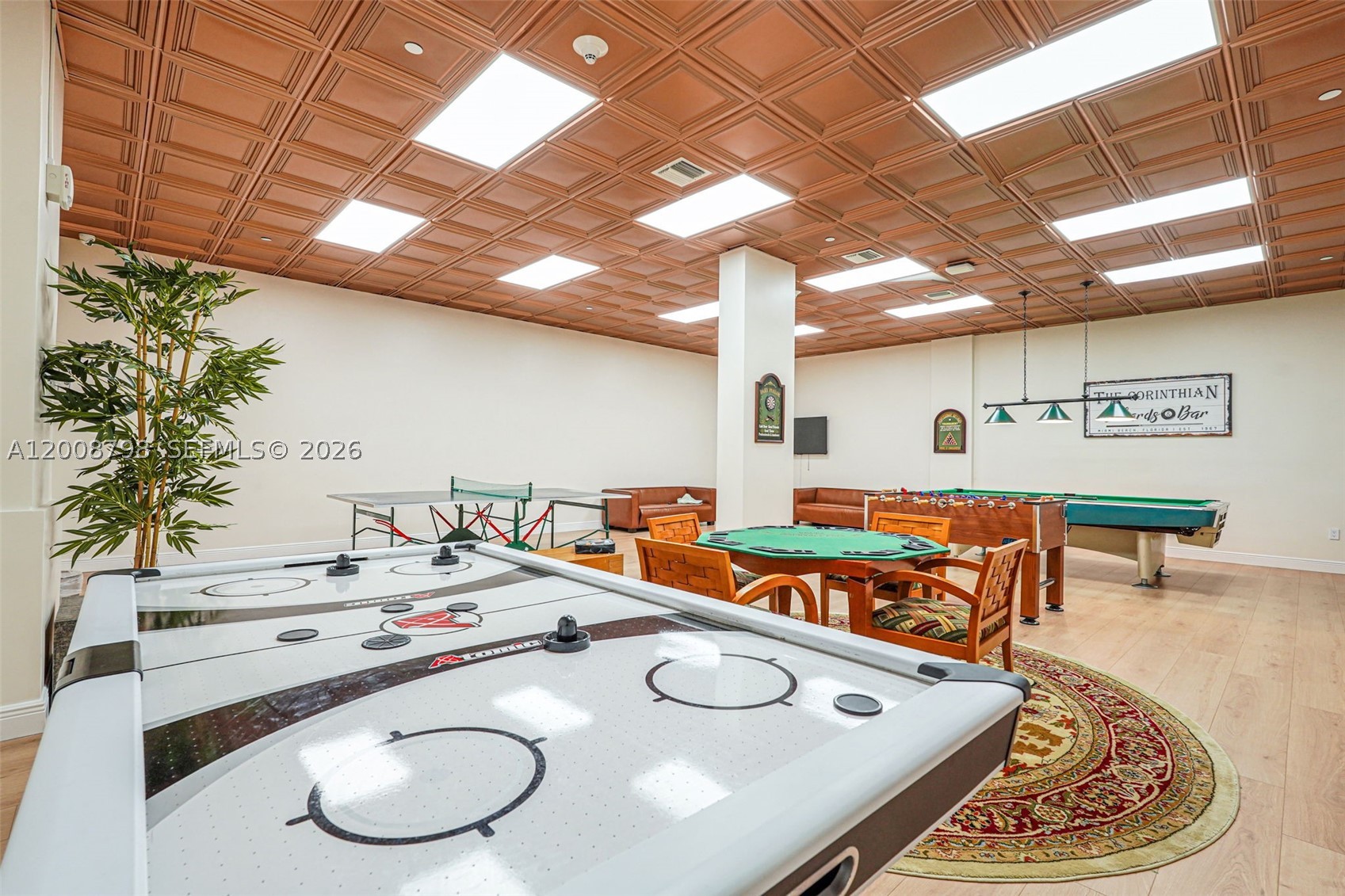 5825 Collins Ave 2e Property Photo 45