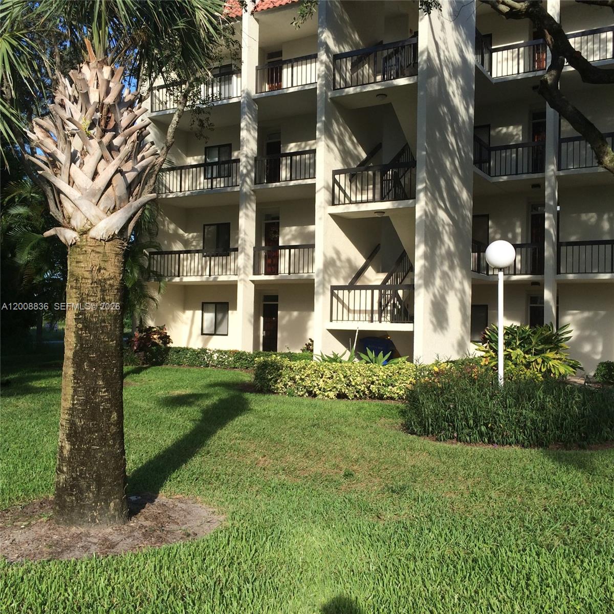 2500 Presidential Way 101 Property Photo 25