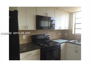 7740 Abbott Ave 5b Property Photo 3