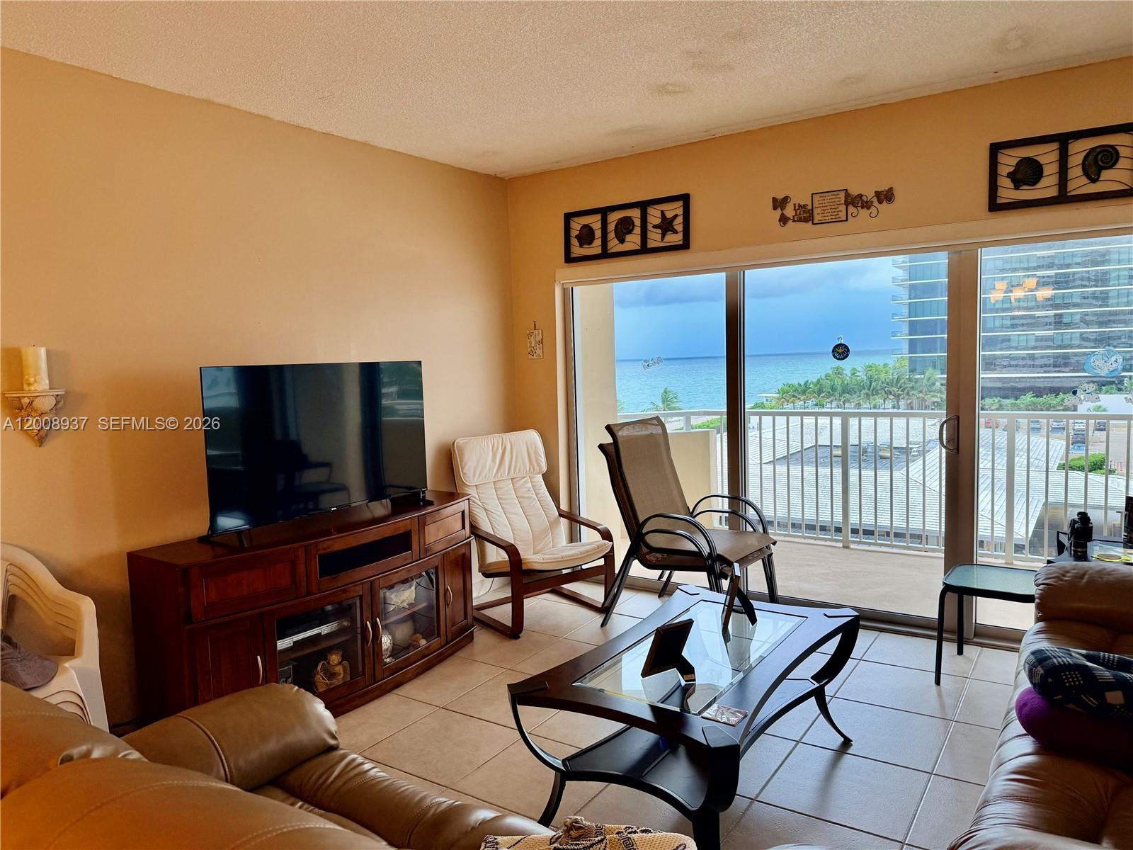 1950 S Ocean Dr 5l Property Photo 6