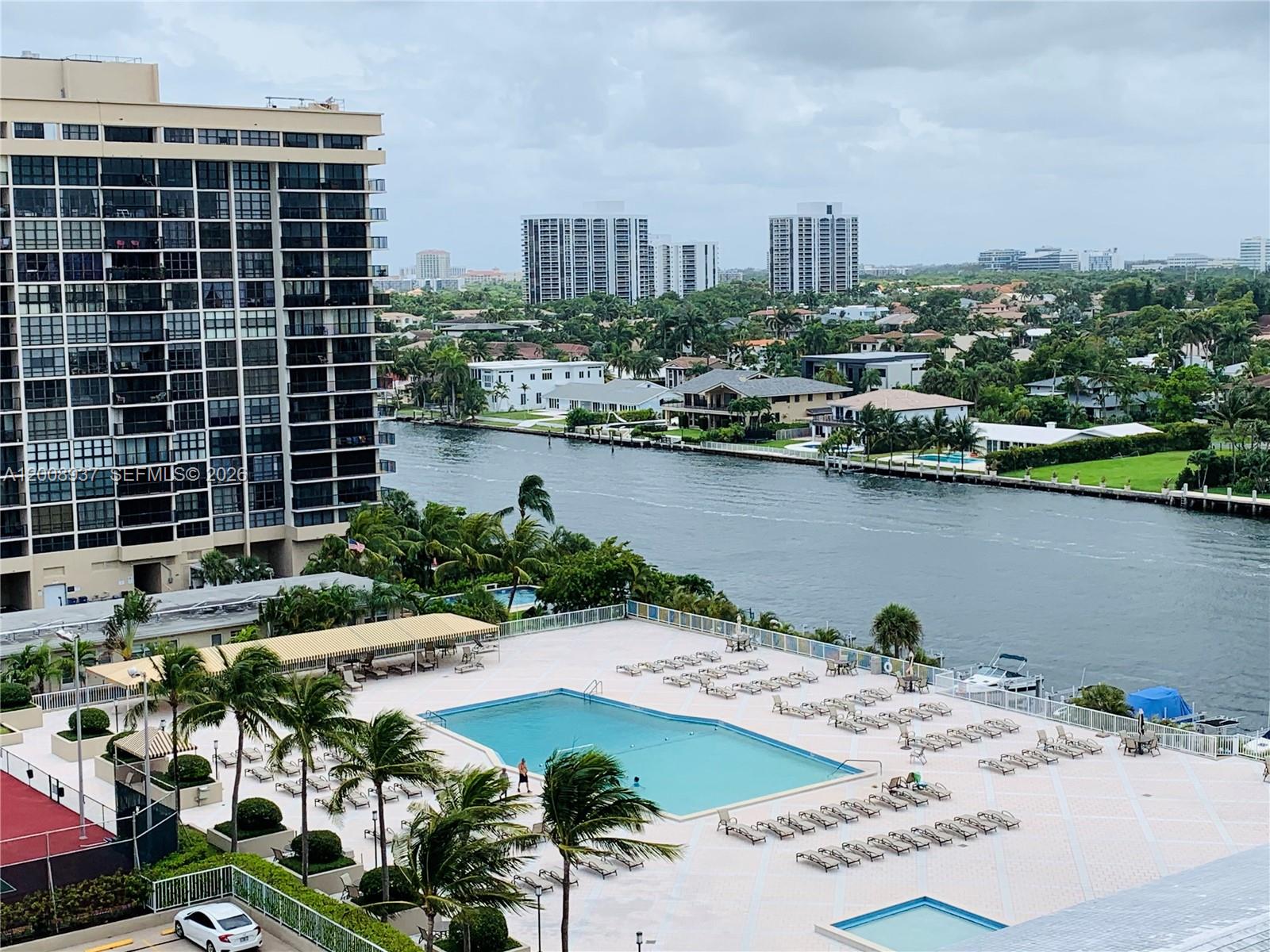 1950 S Ocean Dr 5l Property Photo 17