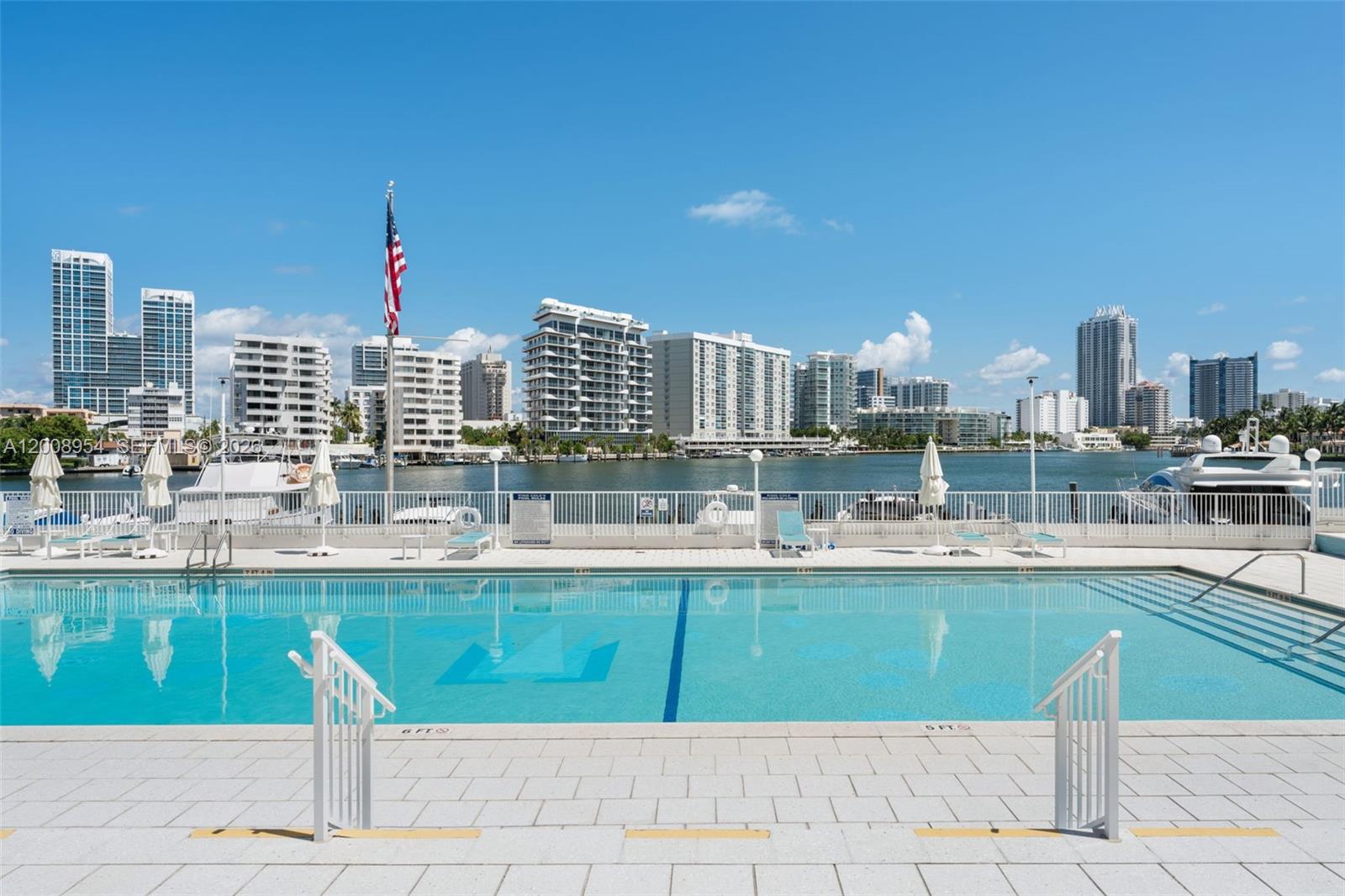 900 Bay Dr 421 Property Photo 22