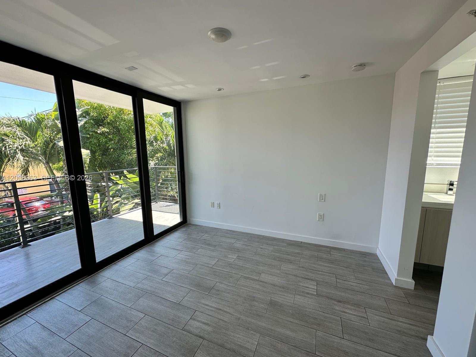 722 Ne 15th Ave 2 Property Photo 18