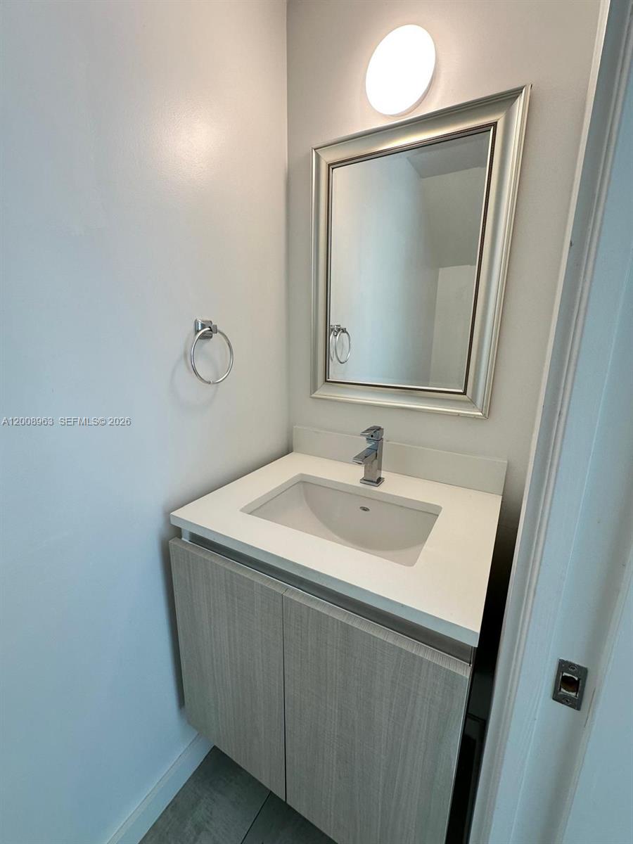 722 Ne 15th Ave 2 Property Photo 24