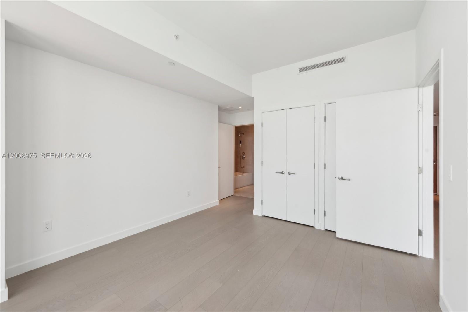 500 Alton Rd. 3004 Property Photo 17