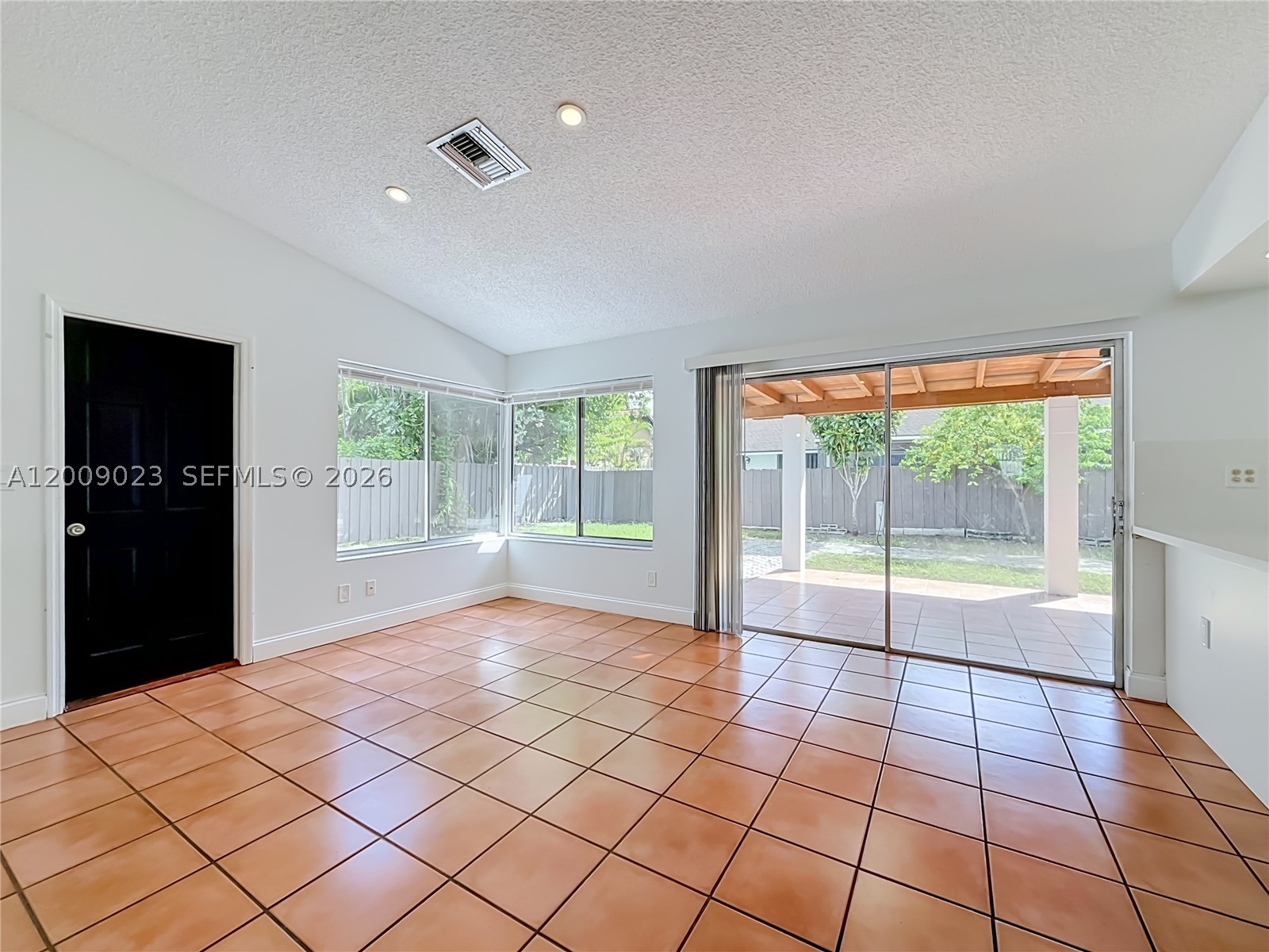 9825 Sw 132nd Ct Property Photo 16
