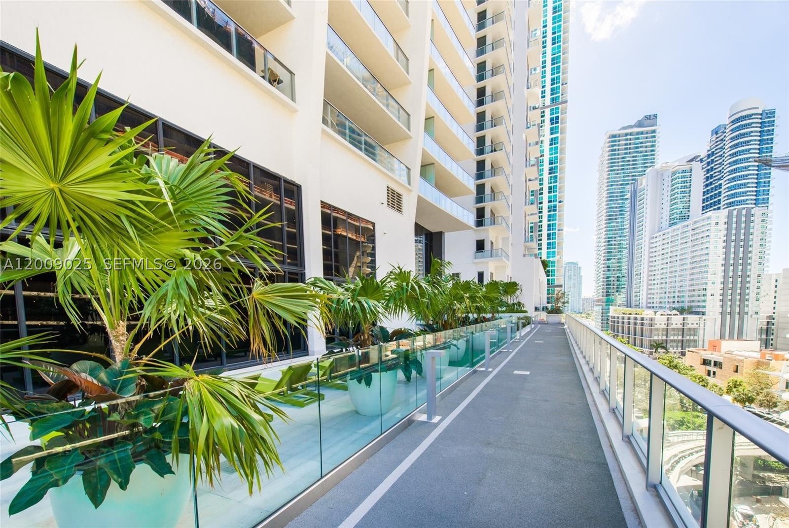 1010 Brickell Ave 2910 Property Photo 44