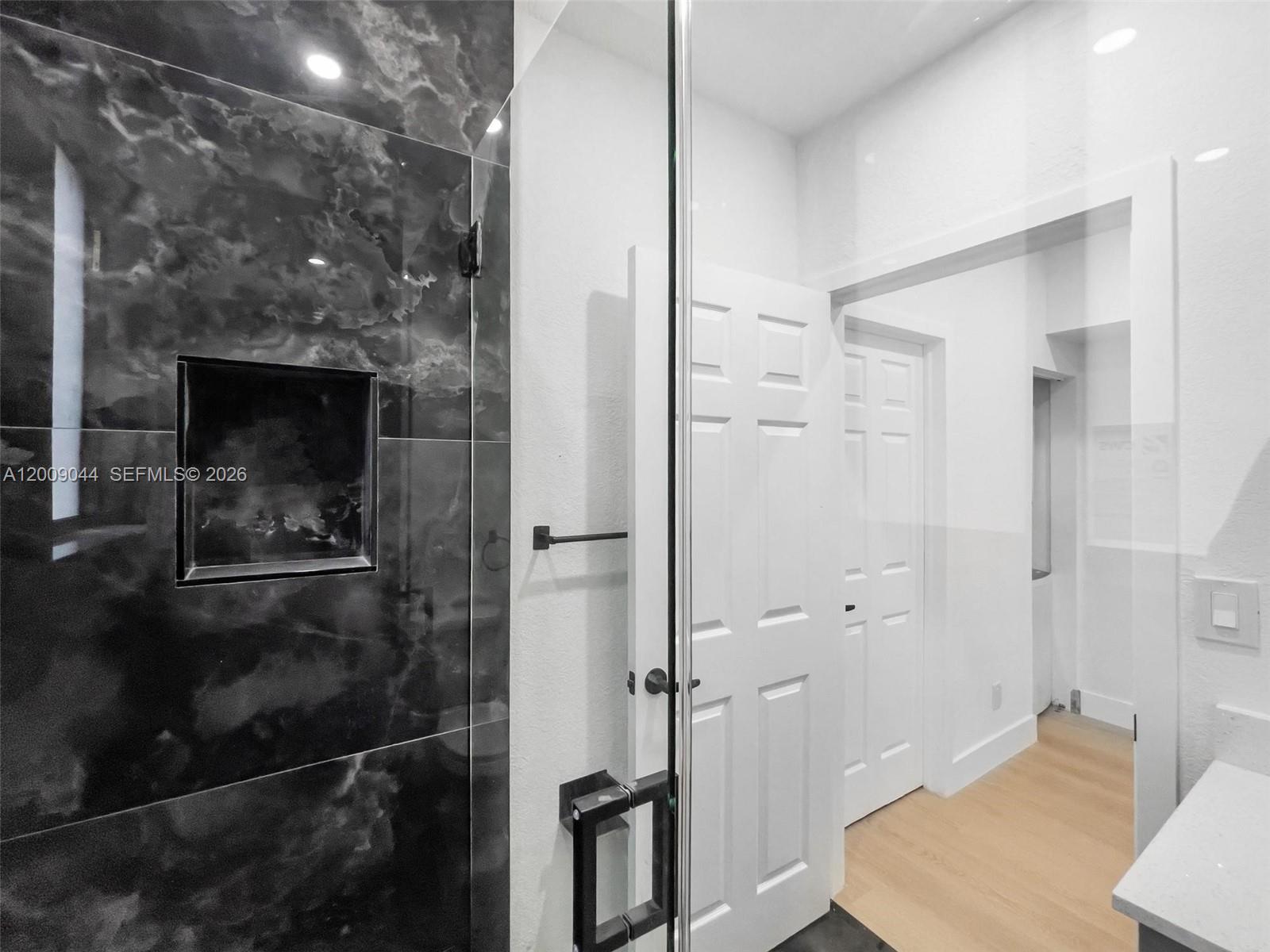629 Sw 10th Ave 6 Property Photo 22