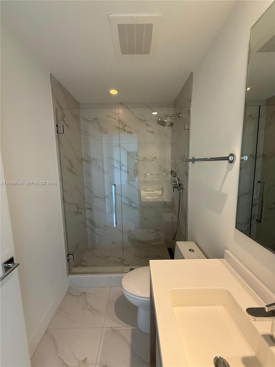 2000 Metropica Way 901 Property Photo 17