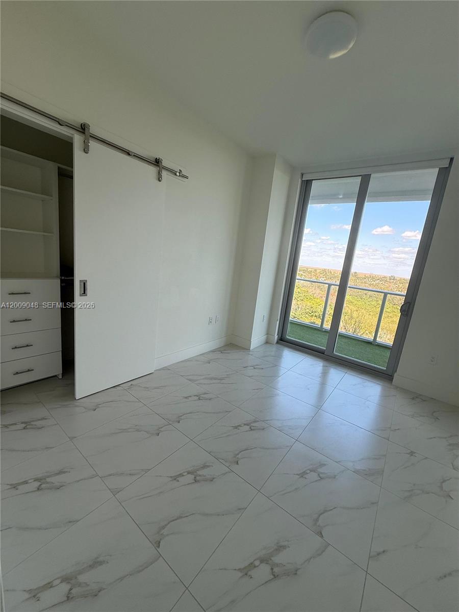 2000 Metropica Way 901 Property Photo 19