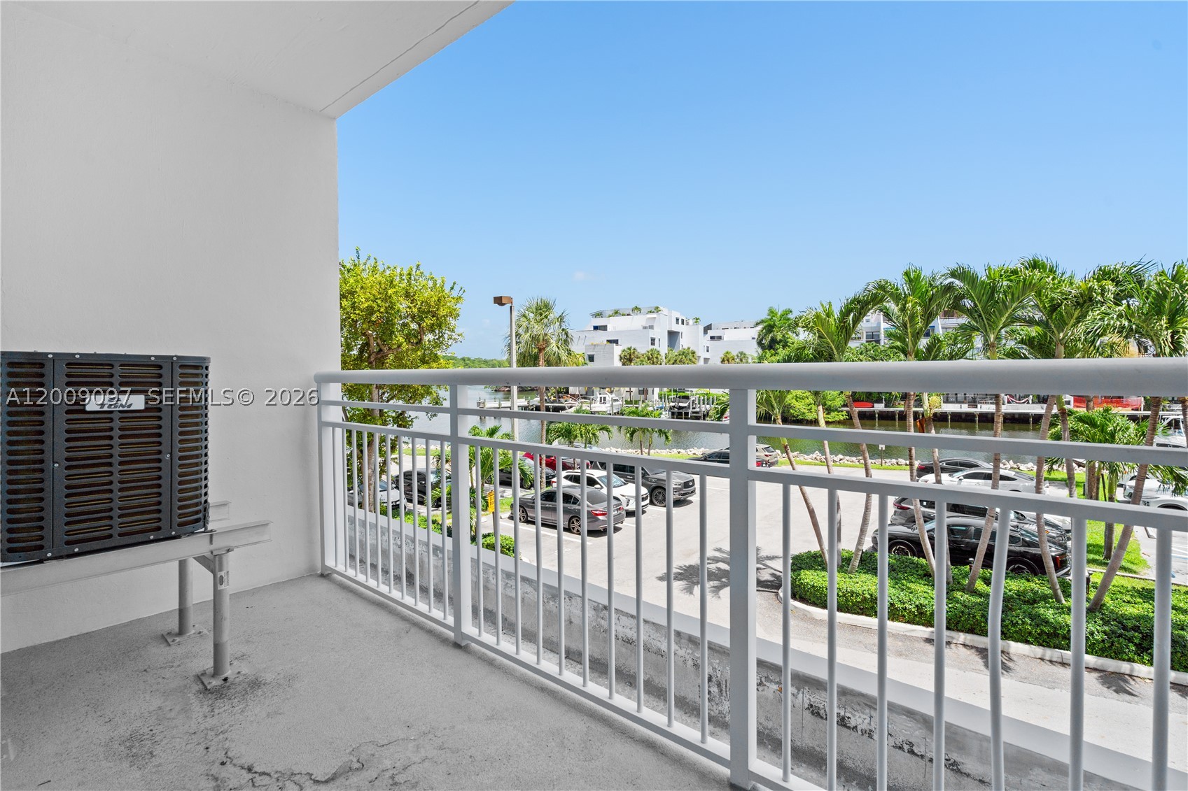 400 Kings Point Dr 229 Property Photo 1