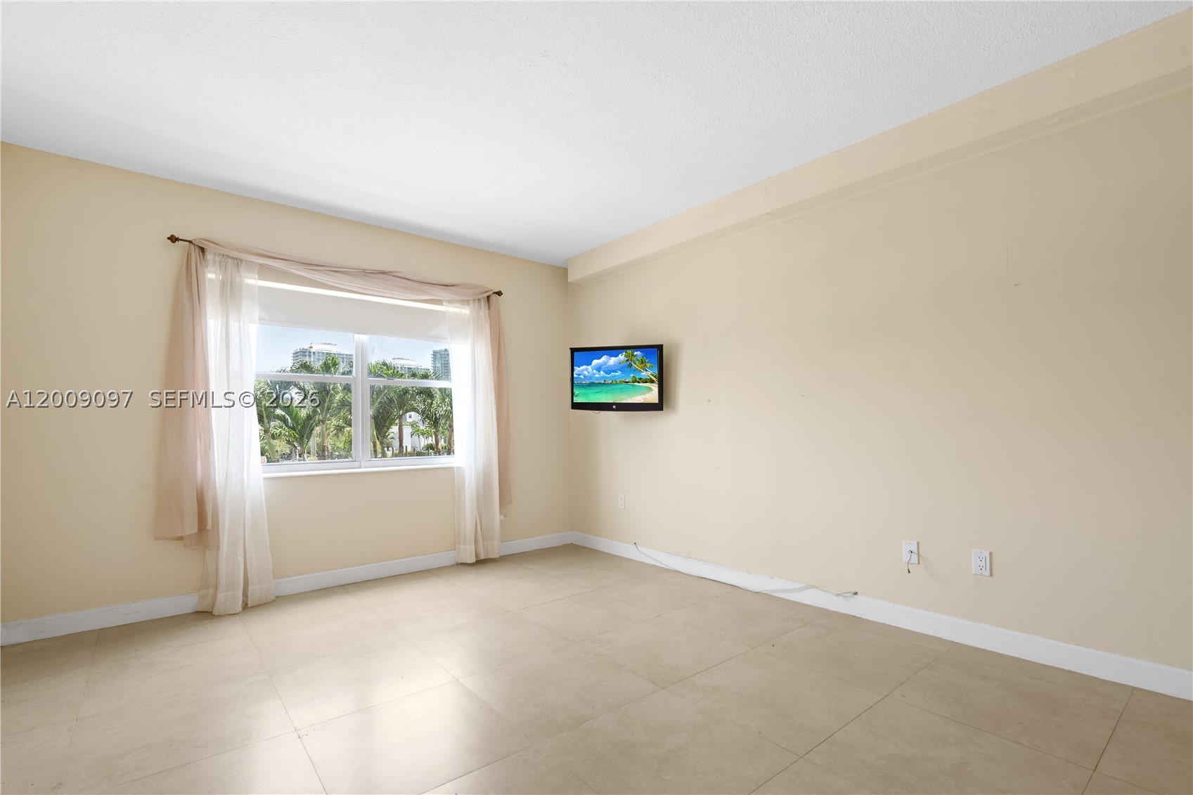 400 Kings Point Dr 229 Property Photo 14