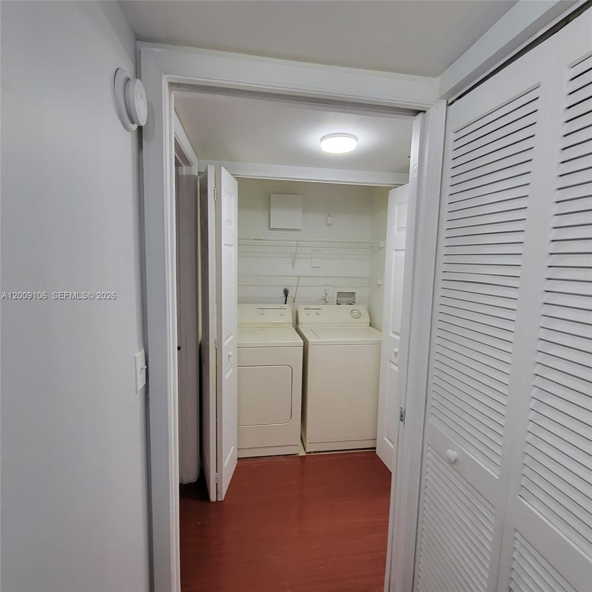 711 Sw 111th Way 301 Property Photo 9