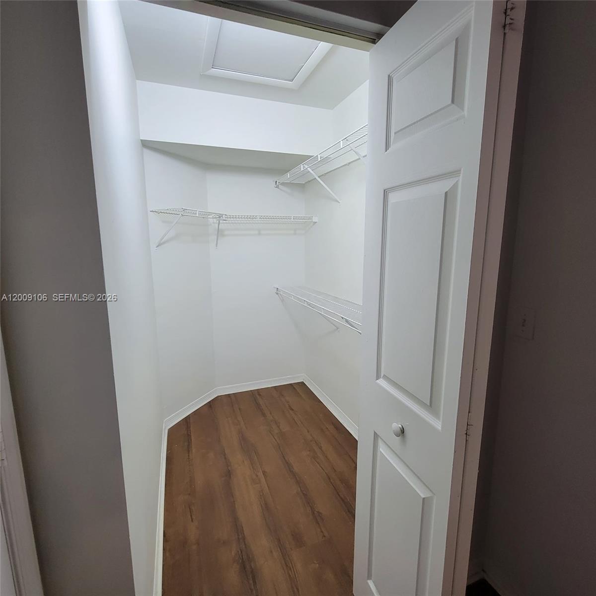 711 Sw 111th Way 301 Property Photo 13