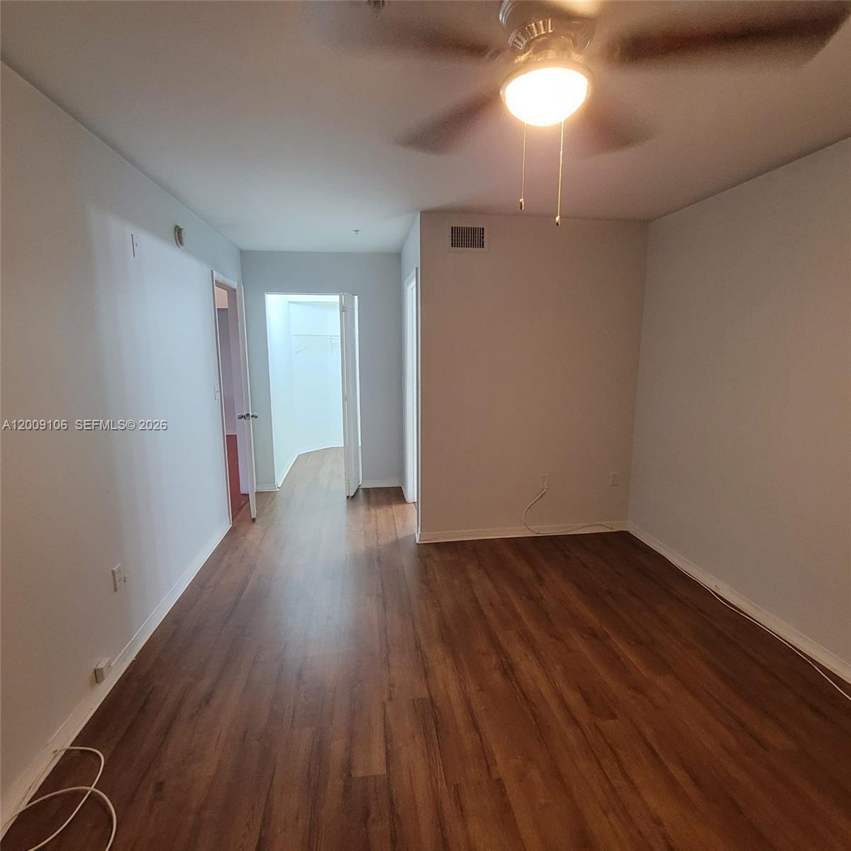 711 Sw 111th Way 301 Property Photo 14