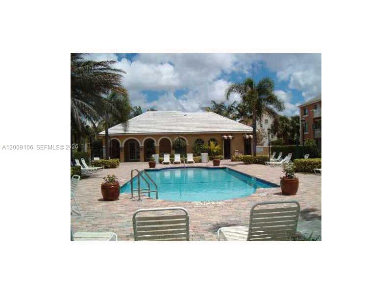 711 Sw 111th Way 301 Property Photo 19