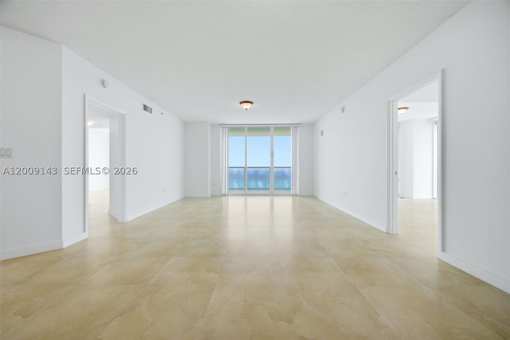 16699 Collins Ave 3802 Property Photo 4
