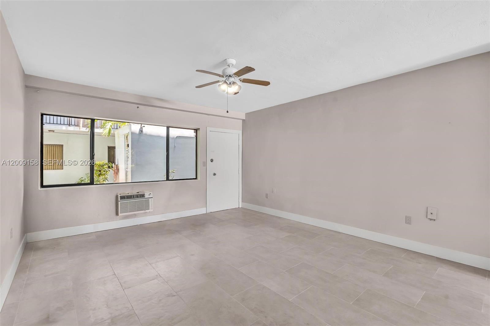 1165 Marseille Dr 9 Property Photo 12