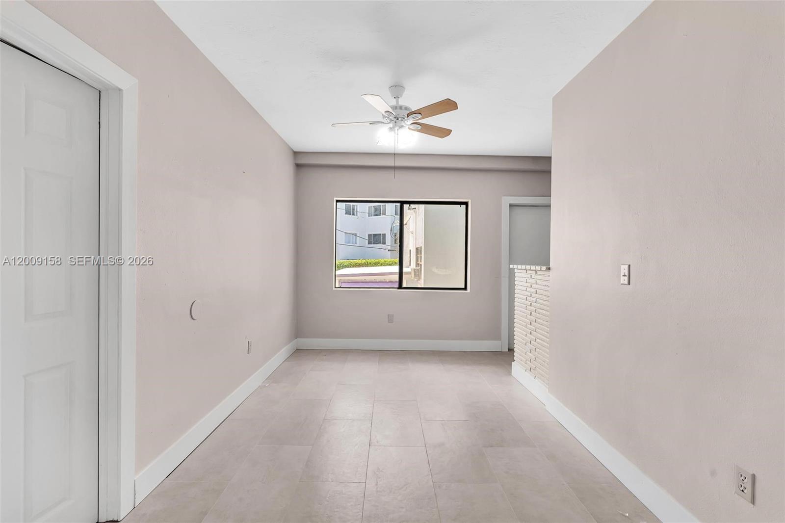1165 Marseille Dr 9 Property Photo 15