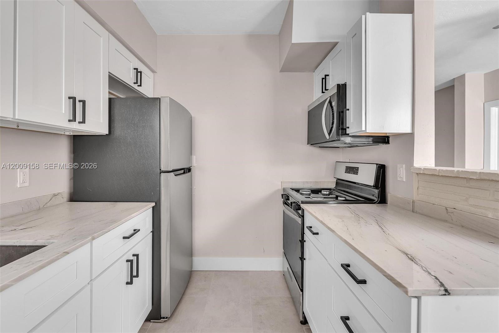 1165 Marseille Dr 9 Property Photo 20