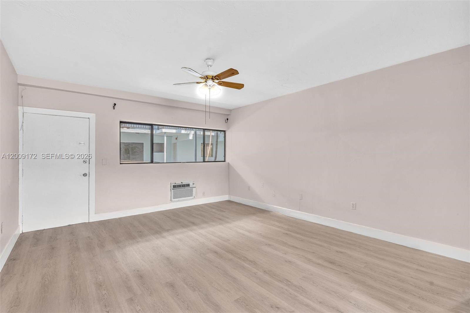 1165 Marseille Dr 19 Property Photo 13