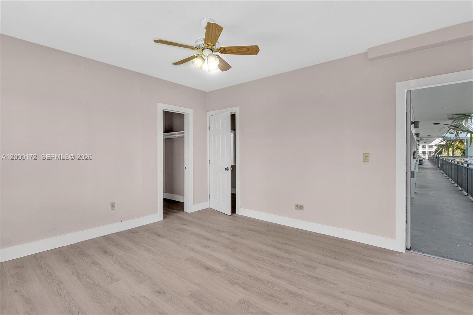 1165 Marseille Dr 19 Property Photo 34