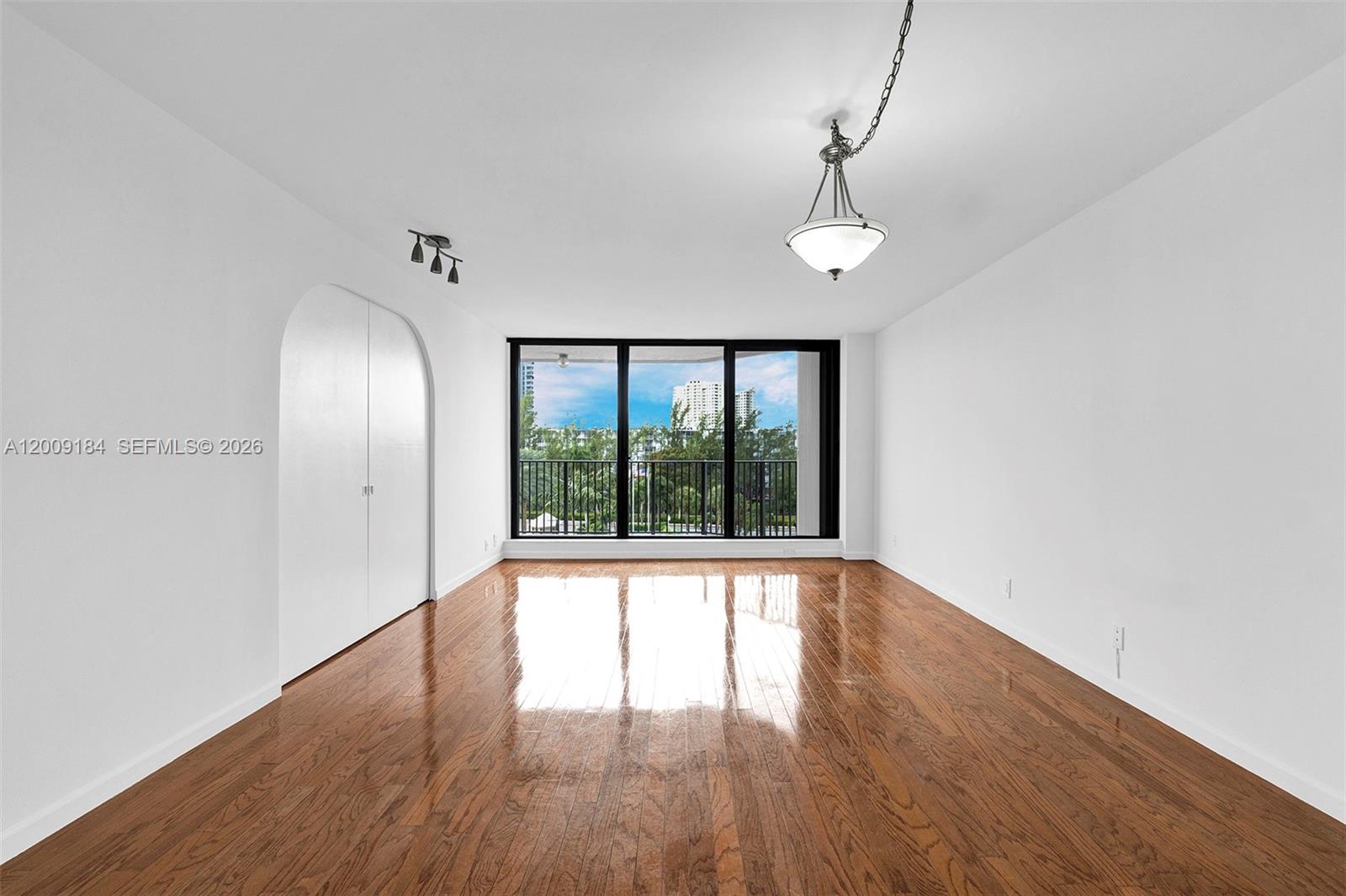 300 Three Islands Blvd 305 Property Photo 2