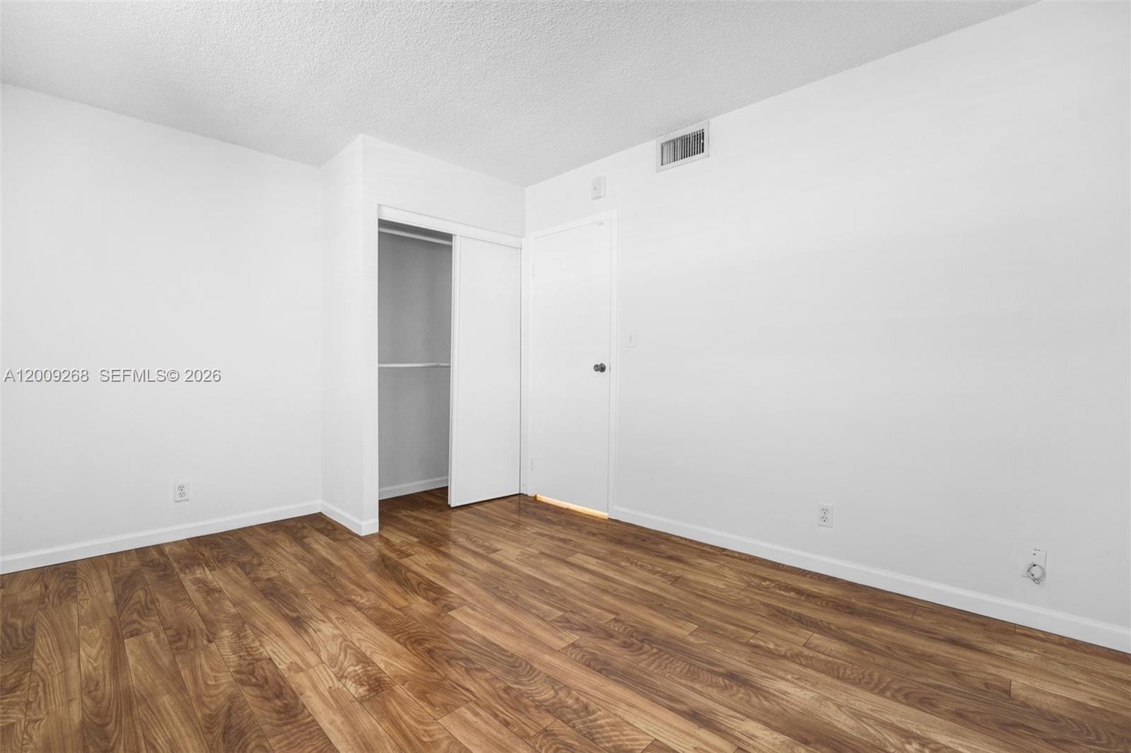 250 Jacaranda Dr 508 Property Photo 24