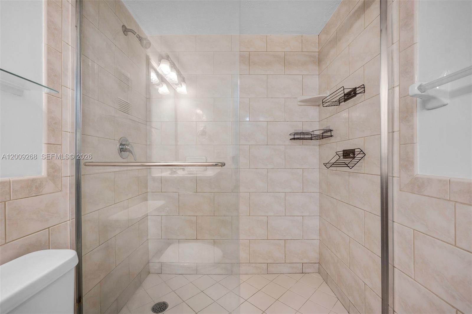 250 Jacaranda Dr 508 Property Photo 30