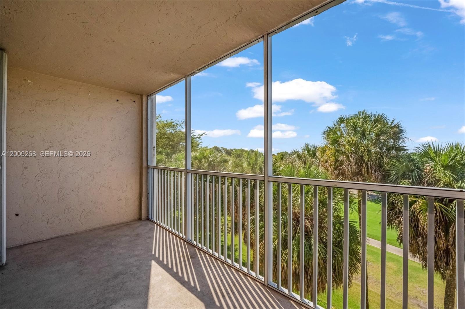 250 Jacaranda Dr 508 Property Photo 35