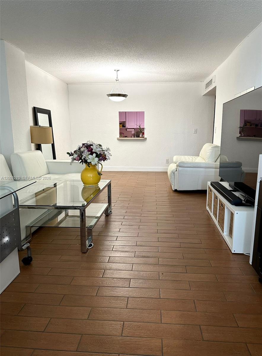 19390 Collins Ave 1510 Property Photo 2