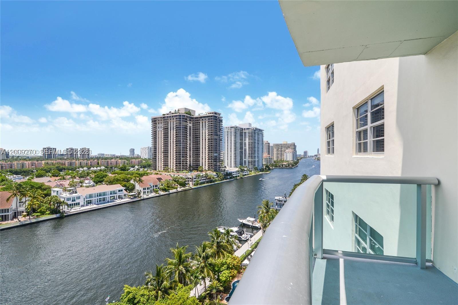 19390 Collins Ave 1510 Property Photo 8