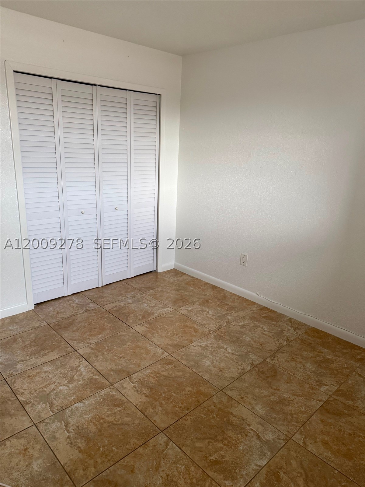 8425 Nw 8th St 306 Property Photo 3